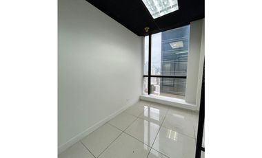 ALQUILER OFICINA 175M2 CALLE 50 PLAZA BANCO GENERAL MTTO INCLUIDO MC