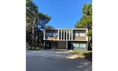 CASA EN VENTA y ALQUILER VILLAROBLES BRISAS 498