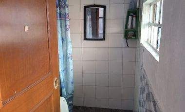 🏠 ¡Oportunidad! Amplia Casa Con 4 Habitaciones Y Patio Cubierto