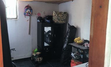 🏠 ¡Oportunidad! Amplia Casa Con 4 Habitaciones Y Patio Cubierto