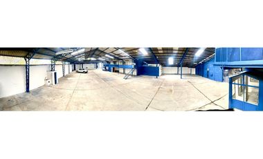 Venta de Nave Industrial, Comercial o Logítica en Cuenca 2510m²