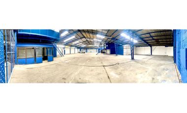 Venta de Nave Industrial, Comercial o Logítica en Cuenca 2510m²