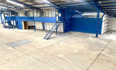 Venta de Nave Industrial, Comercial o Logítica en Cuenca 2510m²
