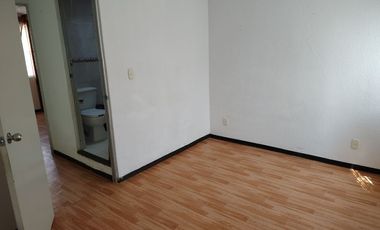 Casa en renta en Rinconada del Valle, 2 rec.  cerca del  P. Industrial Toluca 2000 y Lerma