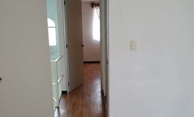 Casa en renta en Rinconada del Valle, 2 rec.  cerca del  P. Industrial Toluca 2000 y Lerma