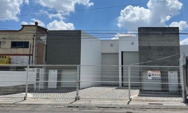 Predio en Venta con Bodegas Comerciales