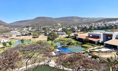 Venta de Casa en Querétaro, Altozano el Nuevo Querétaro, Moderna, Club Deportivo