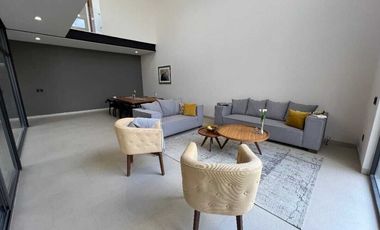 Venta de Casa en Querétaro, Altozano el Nuevo Querétaro, Moderna, Club Deportivo
