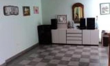 Excelente Casa de 3 ambientes reciclada a Nuevo