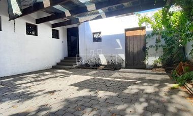 Local Comercial en Venta en a pasos de futuro metro Geronimo de Alderete