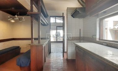 Local Comercial en Venta en a pasos de futuro metro Geronimo de Alderete