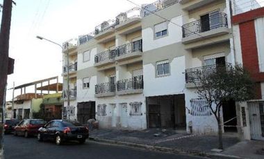 Departamento en alquiler en La Matanza, González Catán - Cochera