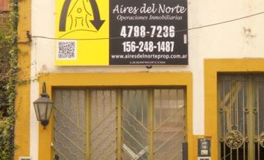 Casa de Epoca a Reciclar. Muy buena ubic. A 100 mtrs de Dardo Rocha