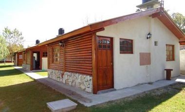 Chalet tipo cabañas