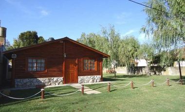 Chalet tipo cabañas