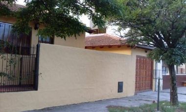 Muy lindo chalet de 4 ambientes