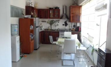 BILLINGHURST - CASA EN 2 PLANTAS