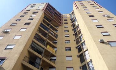 Impecable departamento en Torres de Peron