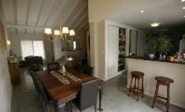 Mar del Plata Chalet Divino Rostro, lote 10x43 Consulte