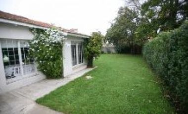 Mar del Plata Chalet Divino Rostro, lote 10x43 Consulte