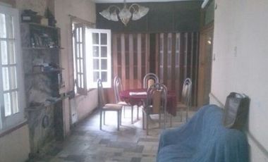 Inmueble sobre la calle Leon Gallo