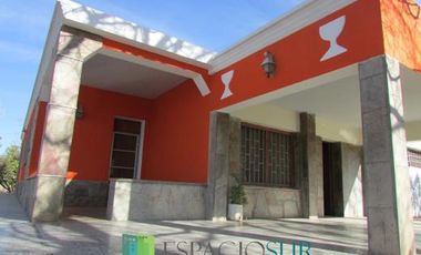 Casa Quinta, Junto a Importante Proyecto de B? Privado