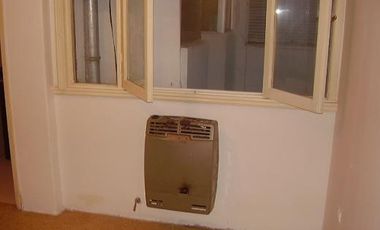 DPTO 2 AMB EN EXCELENTE ESTADO CON COCINA Y BAÑO RECICLADO,
