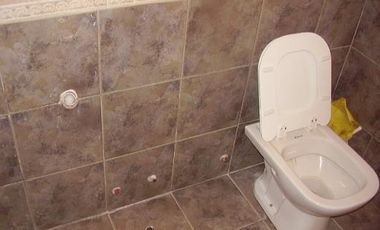 DPTO 2 AMB EN EXCELENTE ESTADO CON COCINA Y BAÑO RECICLADO,