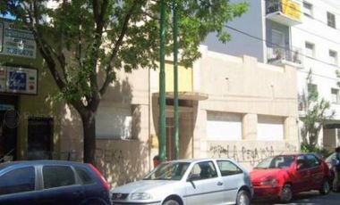 GRAN LOTE-CASA DE 800m2 totales,14 x 57 EN EXCELENTE UBIC.