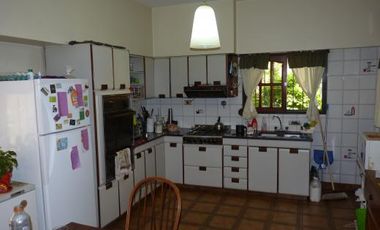 Excelente Casa en Lote Propio