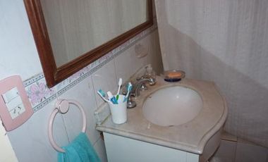 Excelente Casa en Lote Propio