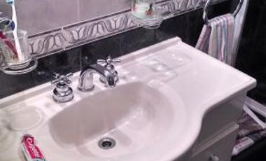 Casa 3 Dorm. c/ Quincho y Garage -Moreno 2800-