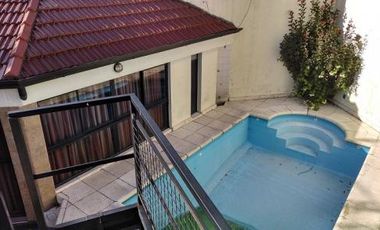 Casa 3 Dorm. c/ Quincho y Garage -Moreno 2800-