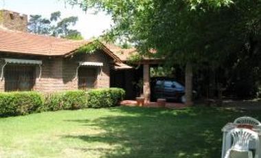 HERMOSA CASA QUINTA EN EZEIZA