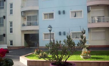 ento 2 ambientes con vigilancia y sum