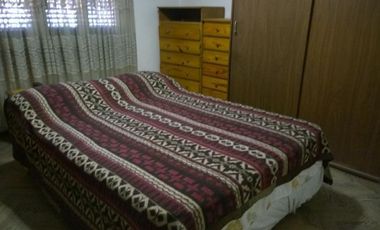 Casa de 3 ambientes con Galpon/Local