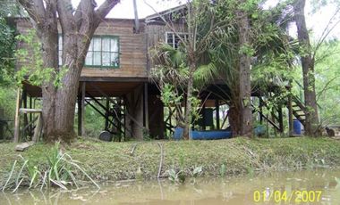 TIGRE: DELTA 1º SECCION ARROYO ESPERITA CASA TIPICA ISLERA,