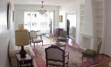 Excelente Depto de 4 Amb, 130 m², 3 Baños, Av. Alvear 1800