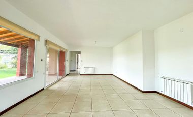 Casa 3 Dorm - San Sebastian