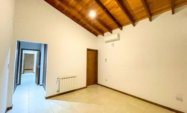 Casa 3 Dorm - San Sebastian
