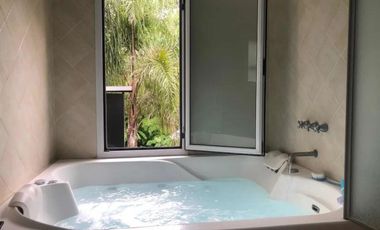 Casa en venta - 4 dormitorios 4 baños - Cochera - 350mts2 - Fincas de Iraola I, Berazategui