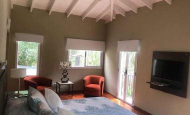 Casa en venta - 4 dormitorios 4 baños - Cochera - 350mts2 - Fincas de Iraola I, Berazategui