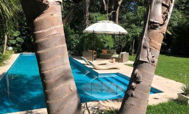 Casa en venta - 4 dormitorios 4 baños - Cochera - 350mts2 - Fincas de Iraola I, Berazategui