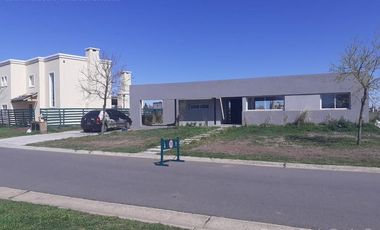 Venta Casa - Barrio Privado San Sebastian / Escobar - Pilar