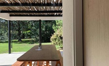 Quinta en venta -  3 dormitorios 3 baños - 200mts2 - Bragado