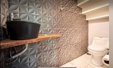 Edificio Comercial en venta - 4 Departamentos 2 Locales - 500Mts2 - Canning