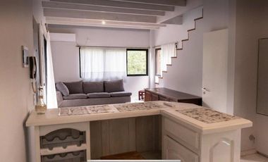 Edificio Comercial en venta - 4 Departamentos 2 Locales - 500Mts2 - Canning