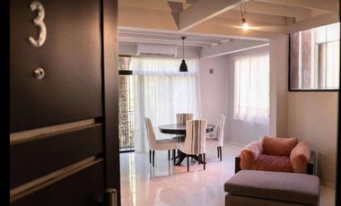 Edificio Comercial en venta - 4 Departamentos 2 Locales - 500Mts2 - Canning