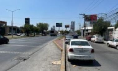 Locales / oficinas en renta  sobre Av. Revolución´