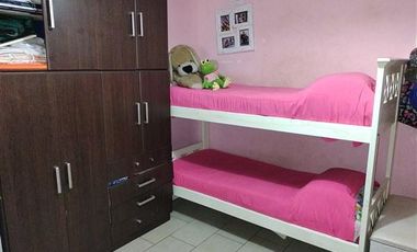 Casa en venta - 2 dormitorios 2 baños 4 cocheras - 250Mts2 - Villa Elvira [FINANCIADA]